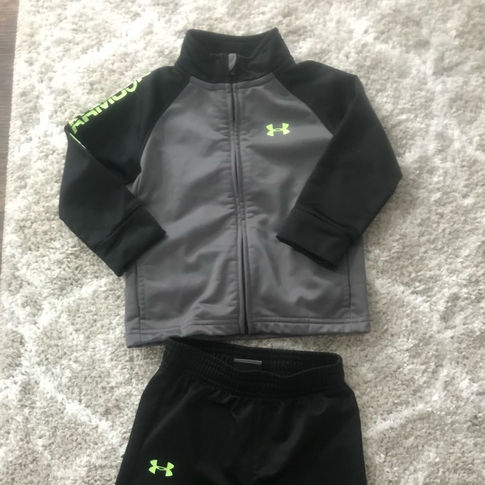 ❌sold❌ 18 Month Under Armour Toddler Boy Jacket